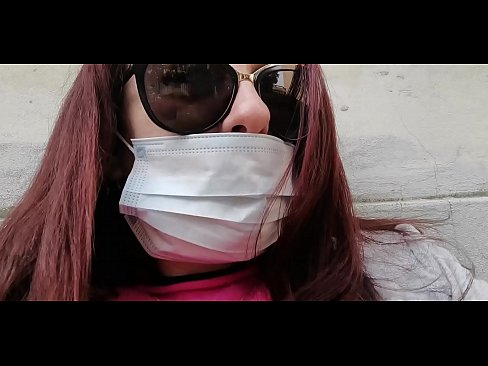 ❤️ Nicoletta na-abọ ọbọ n'ahụ onye agbata obi ya na pees n'ime ebe a na-adọba ụgbọala ya (Special Covid19 Italian Quarantine) na anyi